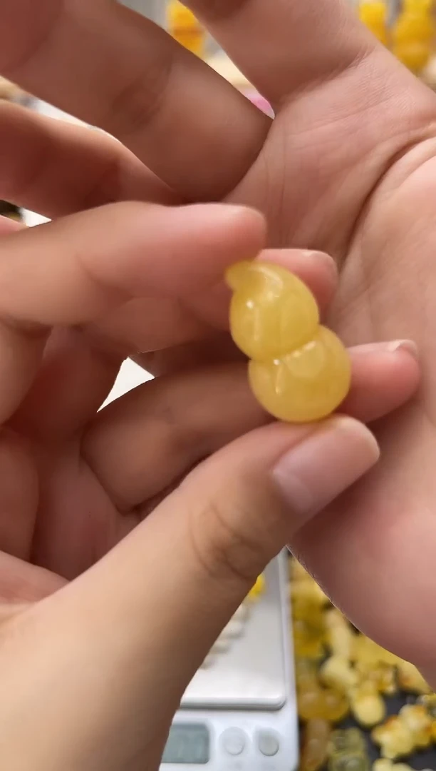 琥珀未镶嵌珠宝奇石142琥珀蜜蜡微瑕