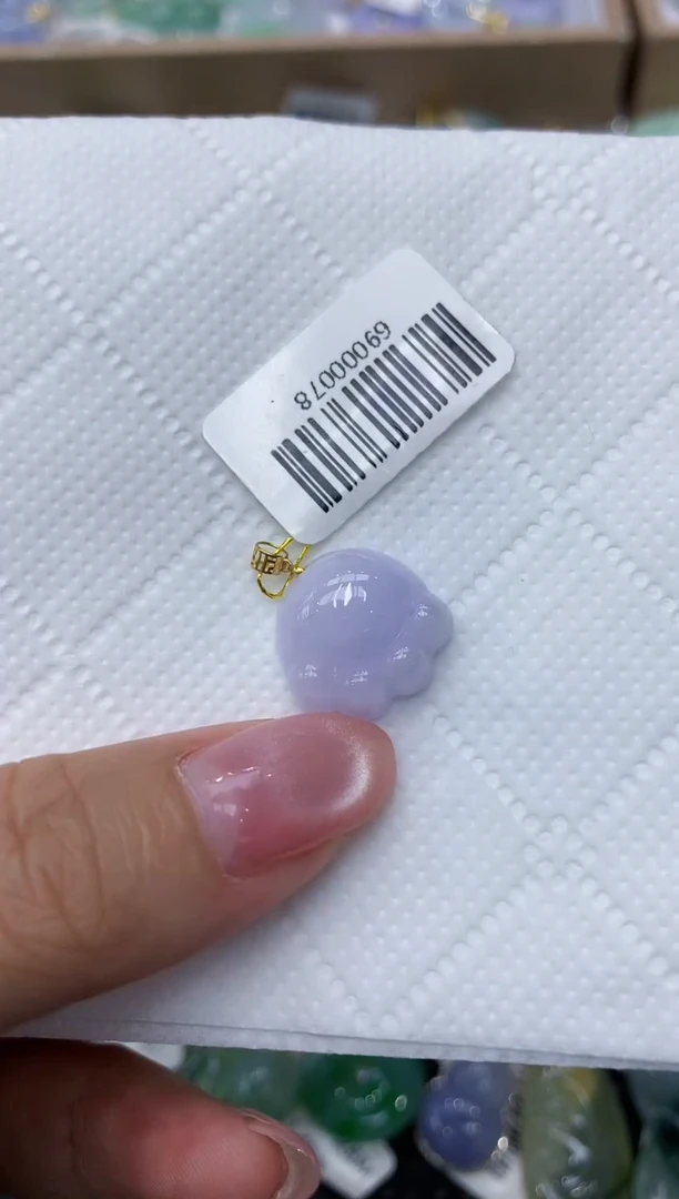 翡翠18K金镶嵌颈饰111111111