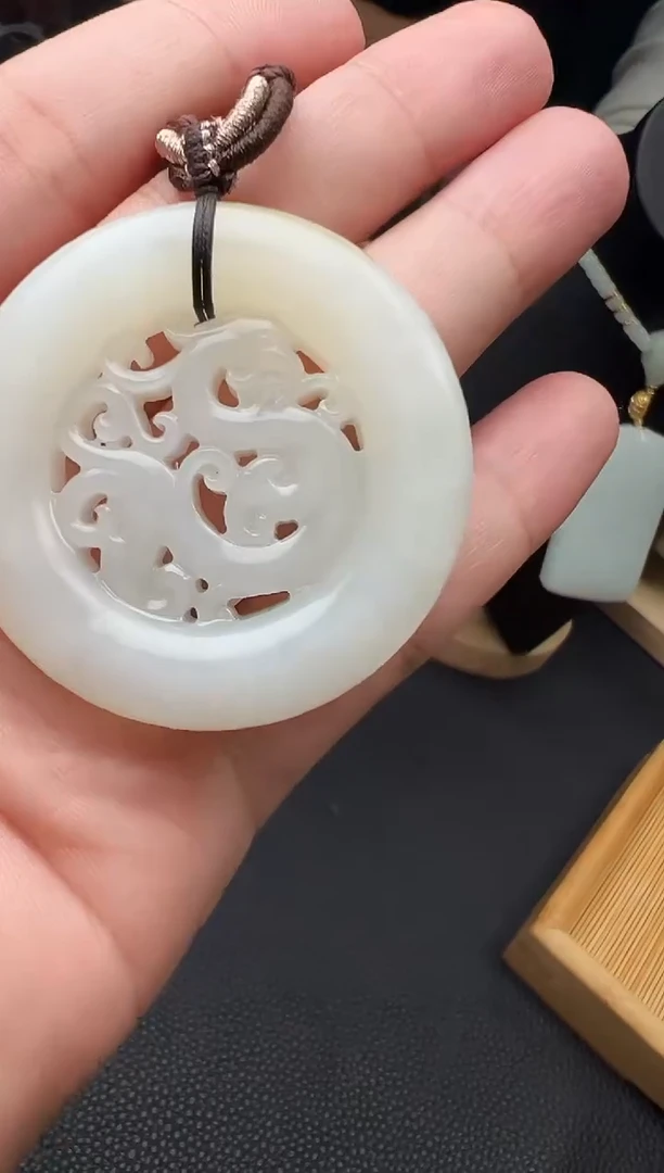 吊坠(不含链)未镶嵌和田玉SYD1125034多样性发一