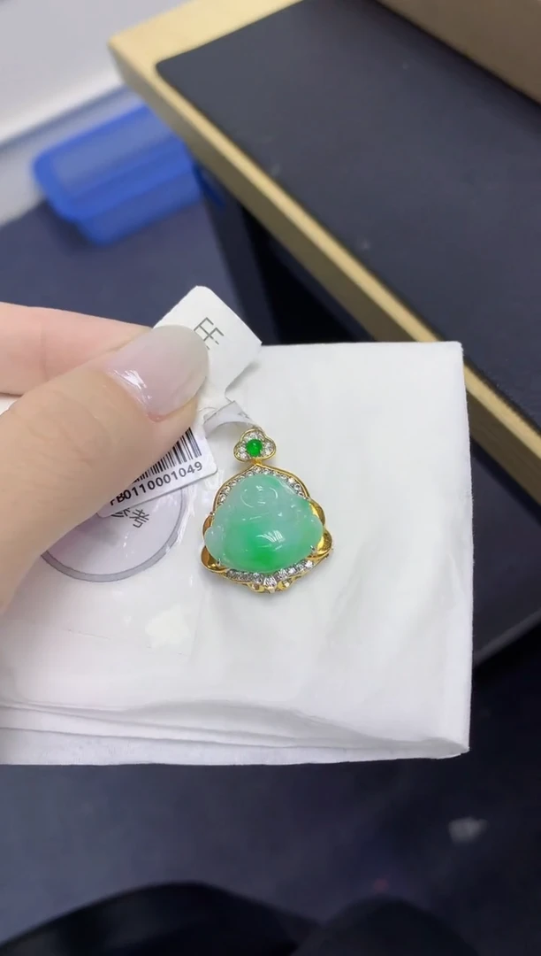 颈饰未镶嵌翡翠天然缅甸翡翠A货百元以上9元证书费自理