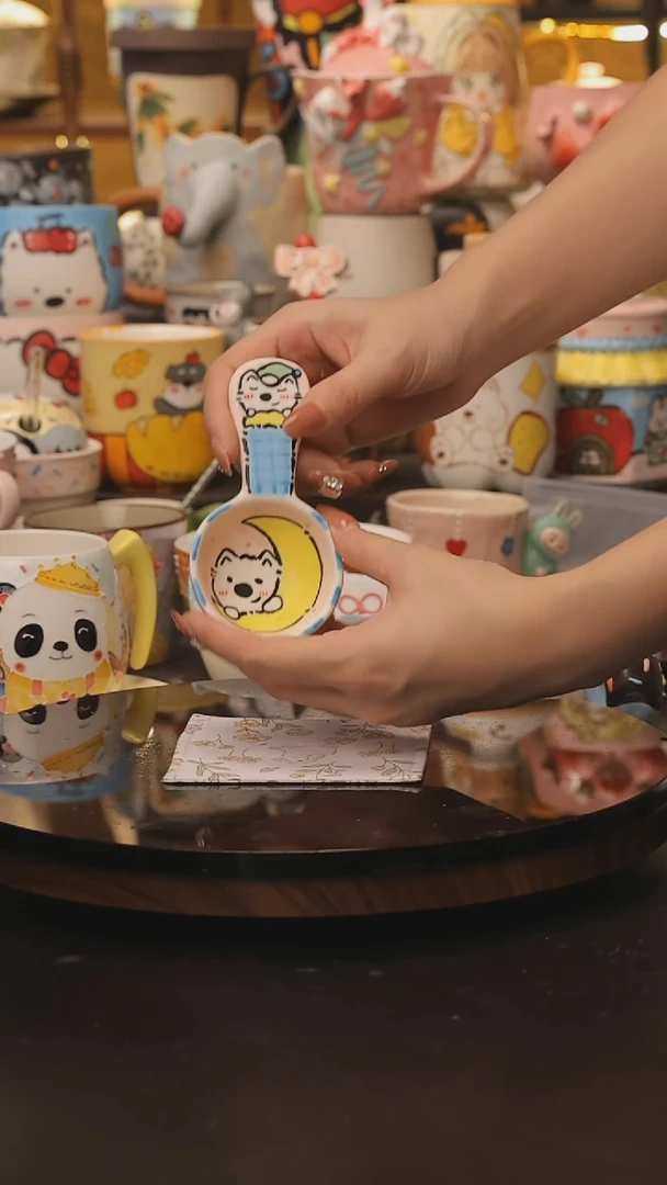 景德镇釉下彩绘设计师款式陶瓷