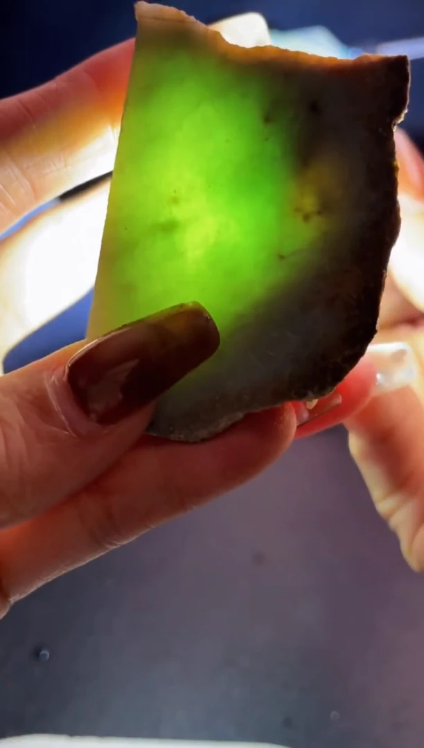 颈饰未镶嵌翡翠用****9翡翠