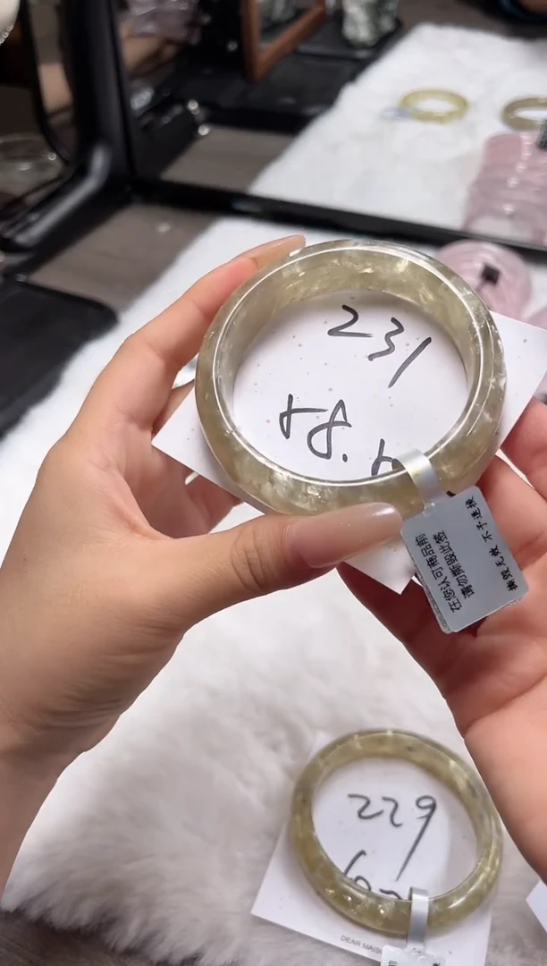 未镶嵌手镯水晶231(清仓默认包容)