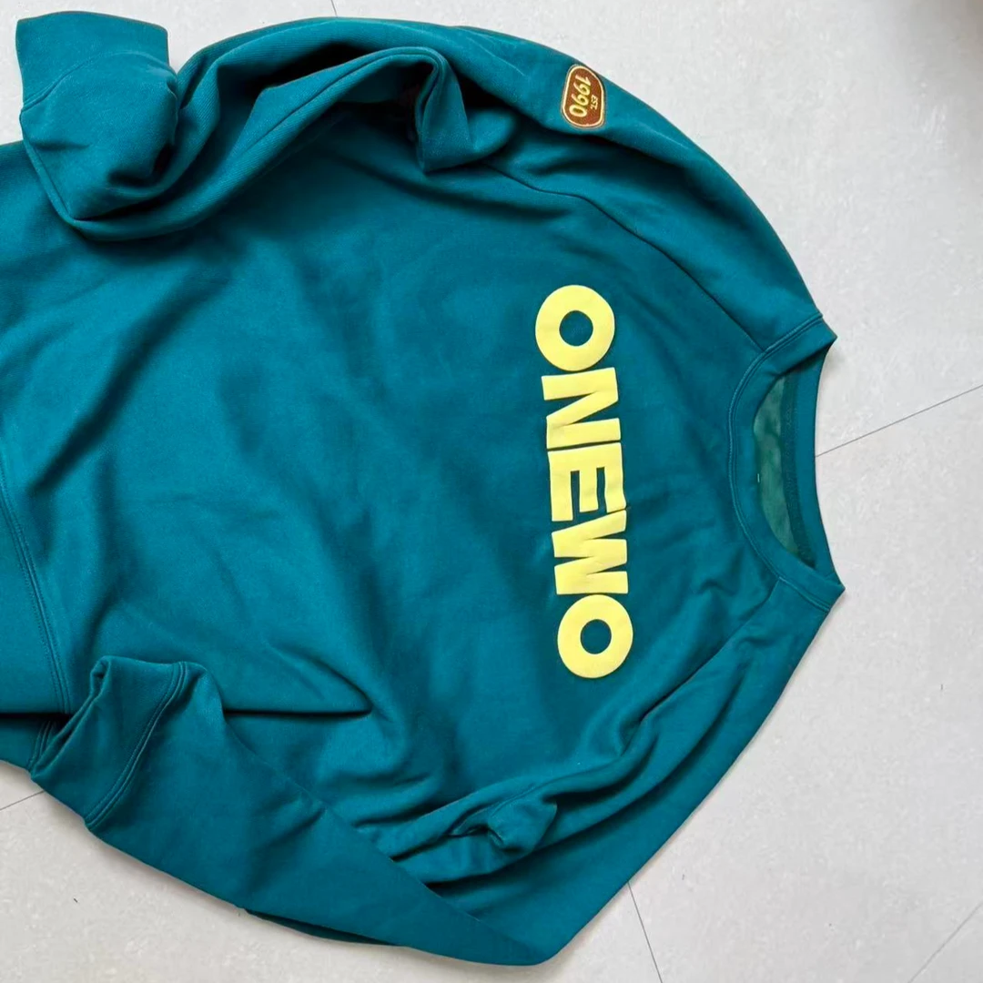 菲菲的店品牌两色卡通卫衣