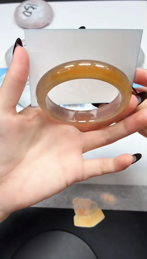 未镶嵌手镯石英质玉164/香槟58.4