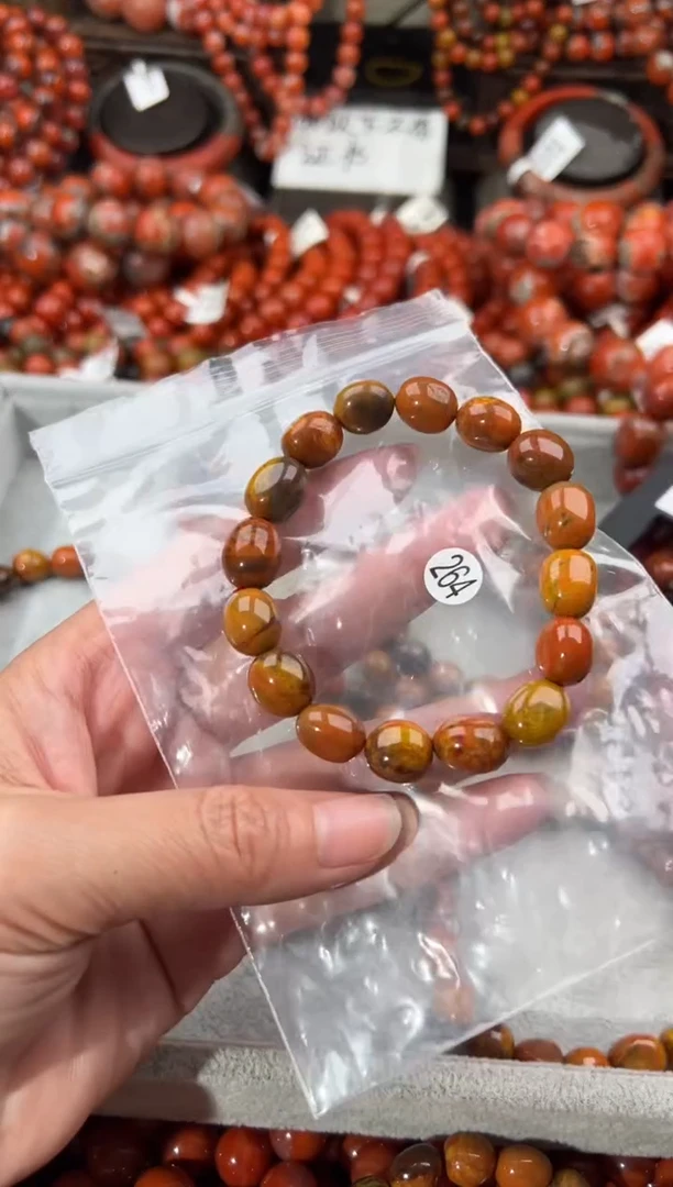 未镶嵌手串南红玛瑙10+