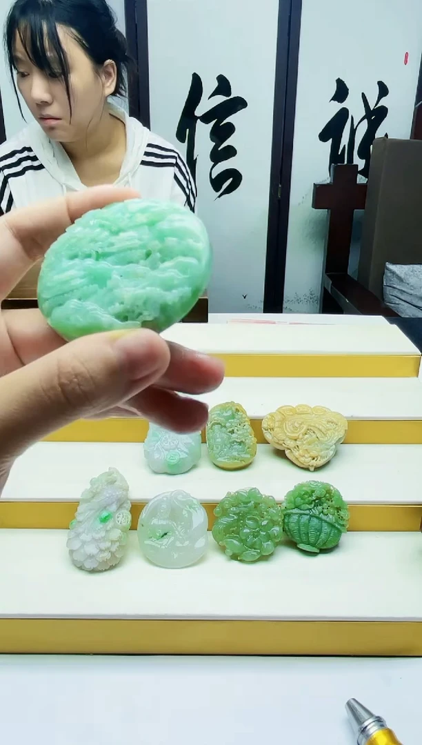 定制翡翠未镶嵌毛货06030220