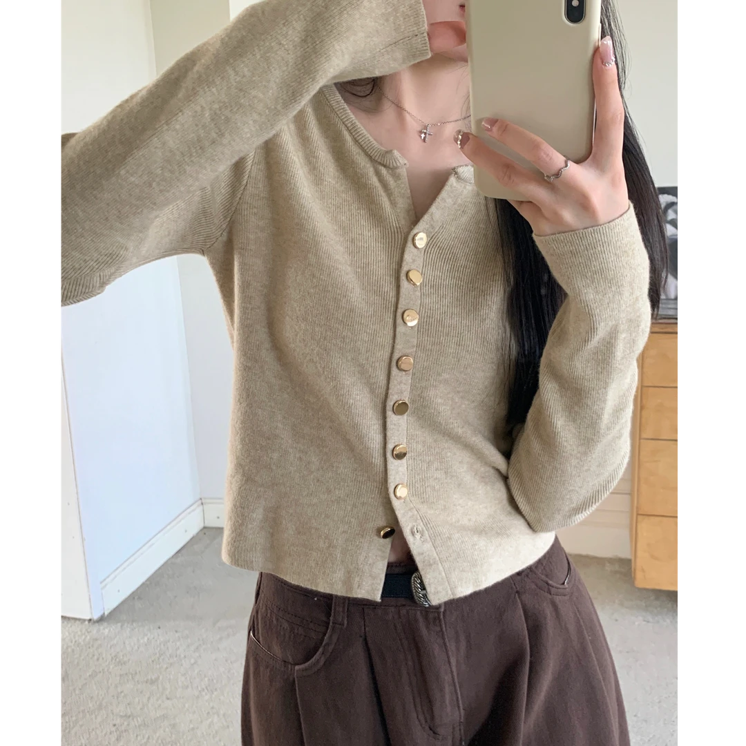 韩版春秋长袖气质休闲打底毛衣单排扣百搭大减龄洋气开衫新款毛衣