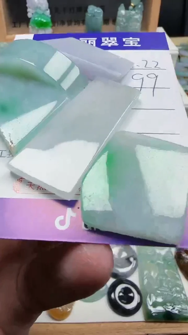 【闪购商品】翡翠颈饰未镶嵌46天然缅甸A货翡翠