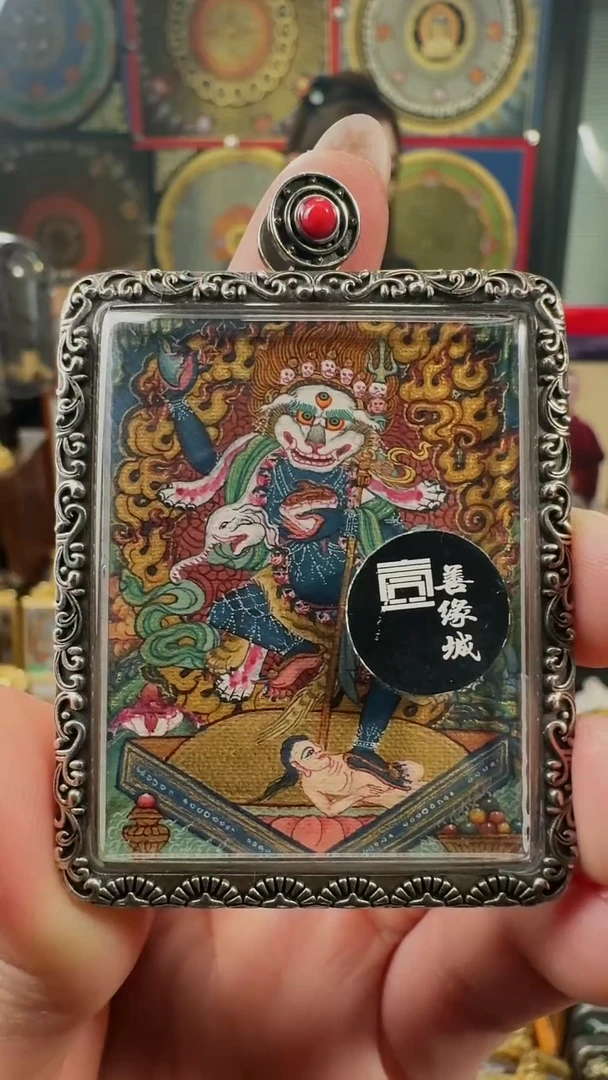 吊坠壹善缘城手绘唐卡狮面