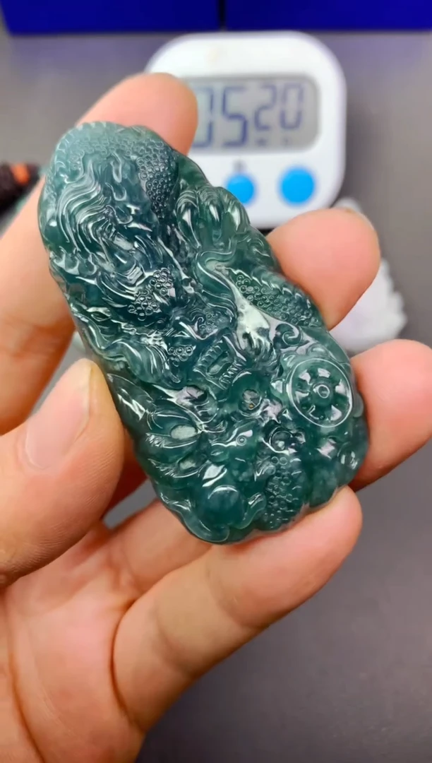 颈饰未镶嵌翡翠用****0龙牌