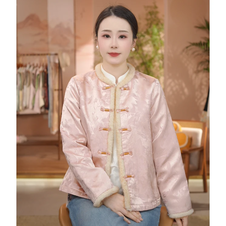 《 枕书眠月-棉服》2025年圆领新款纯色提花简约气质风休闲时尚棉