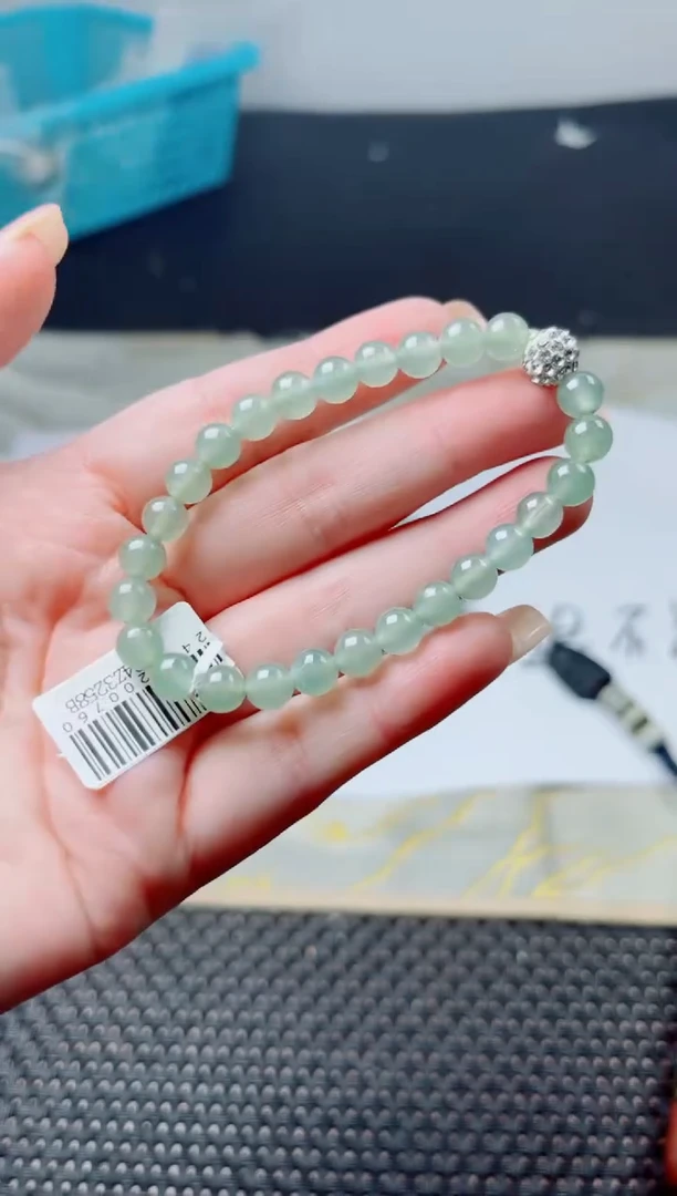 未镶嵌定制翡翠翡翠