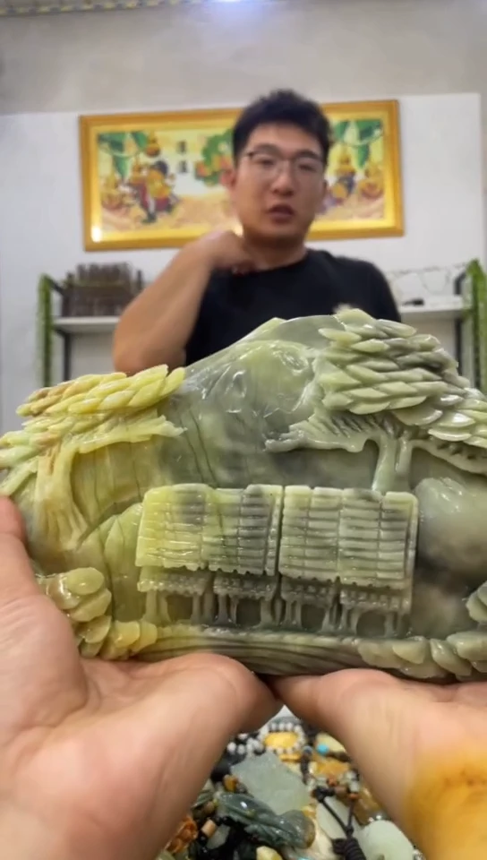 未镶嵌岫玉摆件