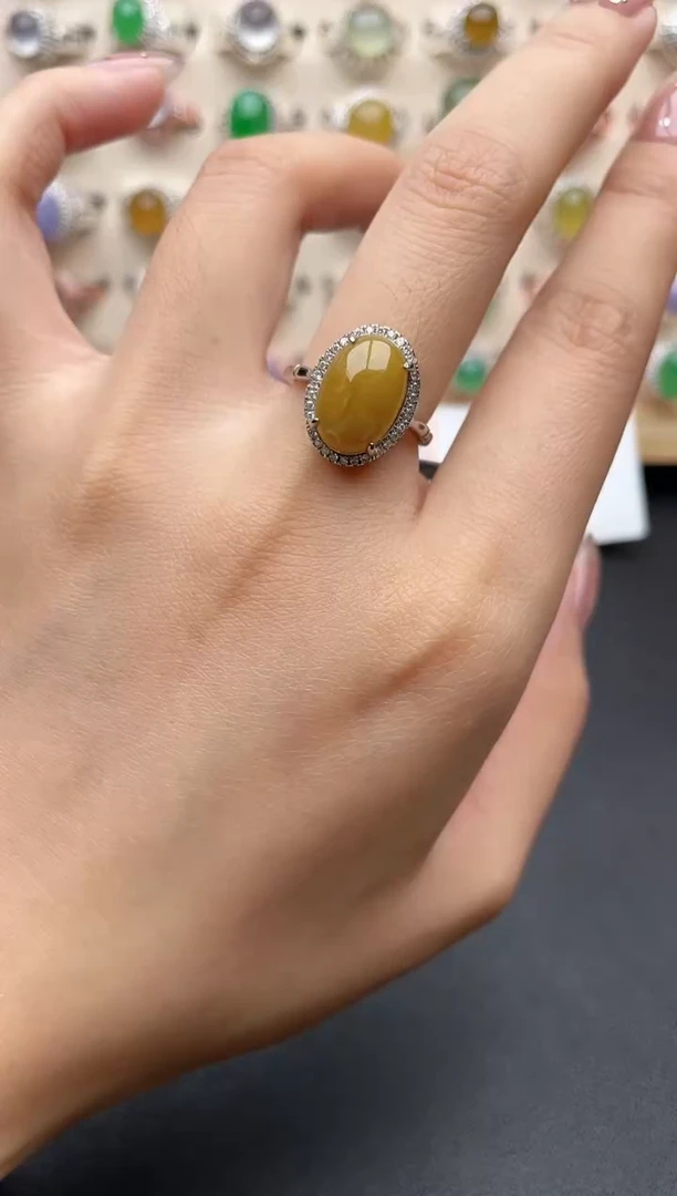 【闪购商品】翡翠戒指银S925镶嵌一物一证一礼盒