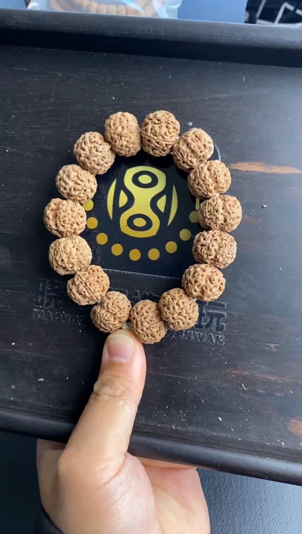 【闪购商品】金刚菩提手串尼泊尔大金刚梅花20