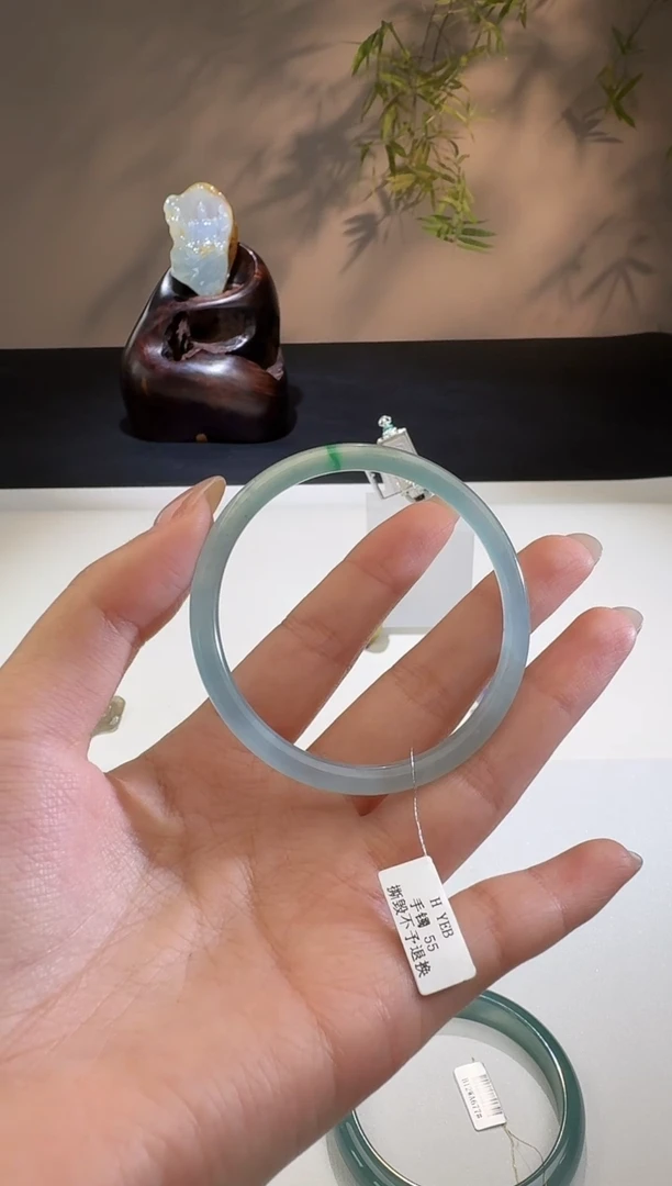 【闪购商品】翡翠手镯未镶嵌【鑫鑫】