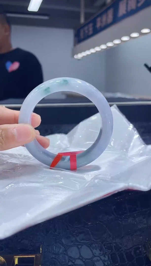 未镶嵌手镯翡翠7
