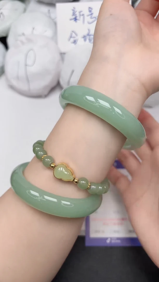 东凌女款手镯135/5960