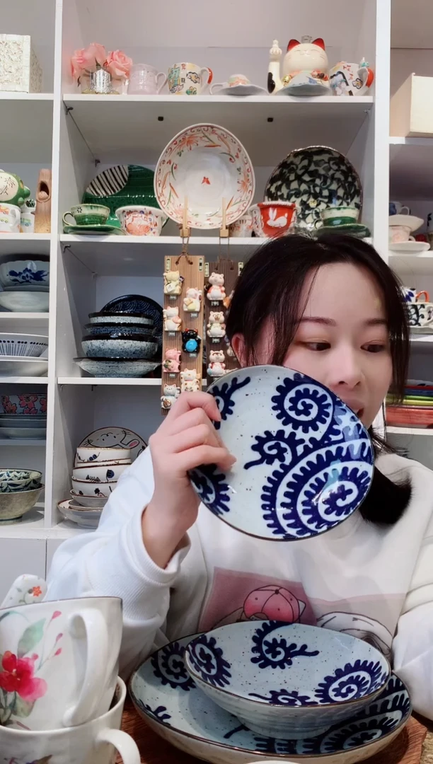 陶瓷【到手两支】章鱼唐草三角盘16.5cm