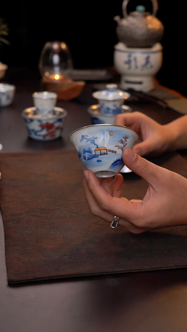 斗彩山水盖碗三包银口