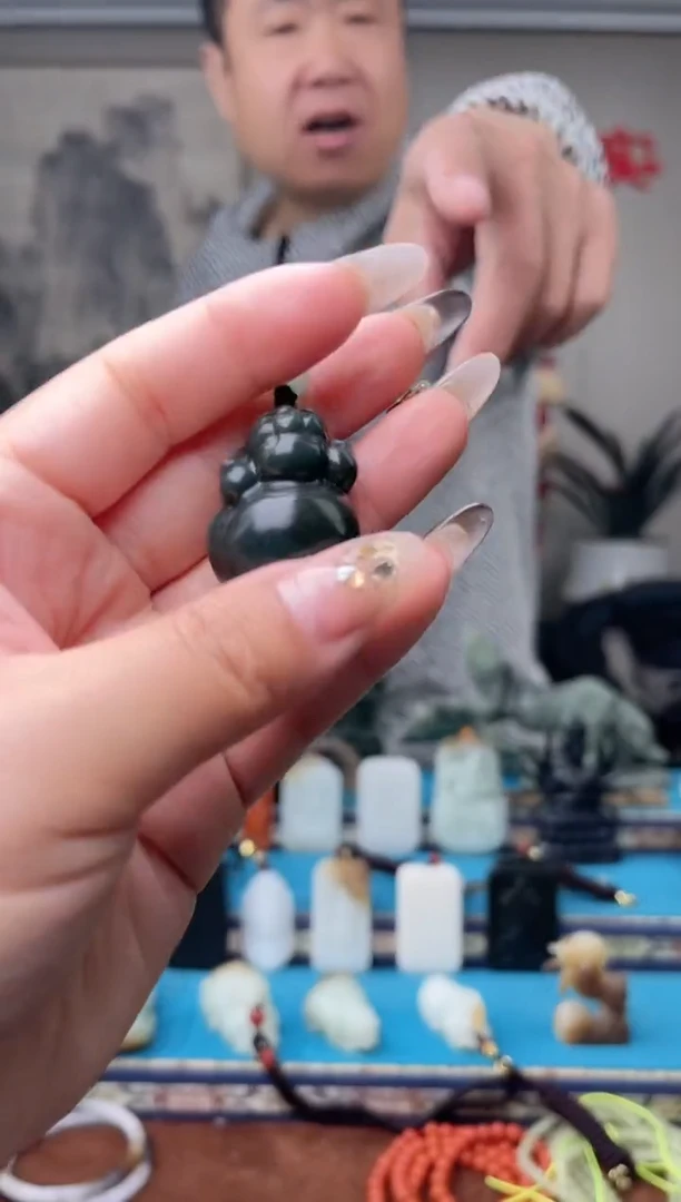 【闪购商品】和田玉挂件未镶嵌1