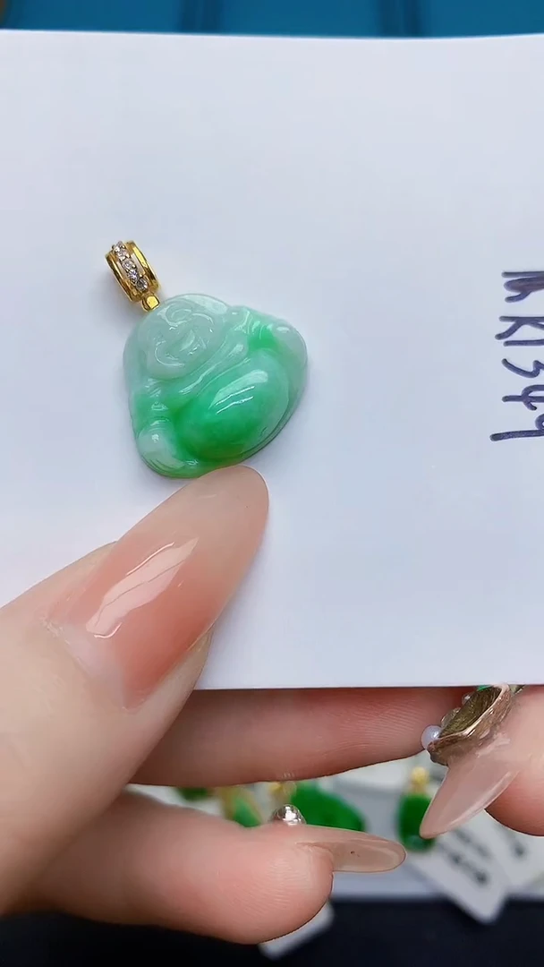 颈饰未镶嵌翡翠缅甸天然翡翠A货