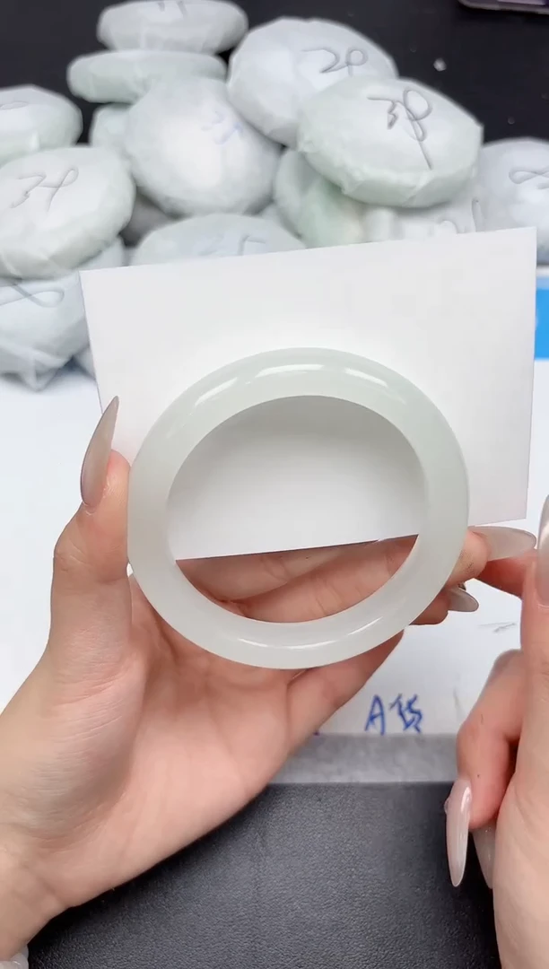 未镶嵌手镯石英质玉279-61-62