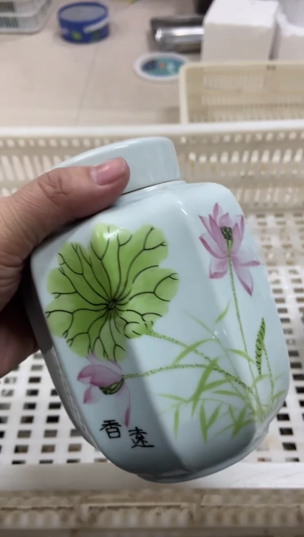 杯子瓷无运费险有瑕疵的摄影的产品有使用过的痕迹有点脏介意勿拍