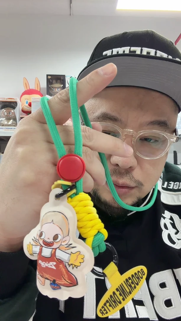 静态1嘎子姐绿色手机挂绳一个