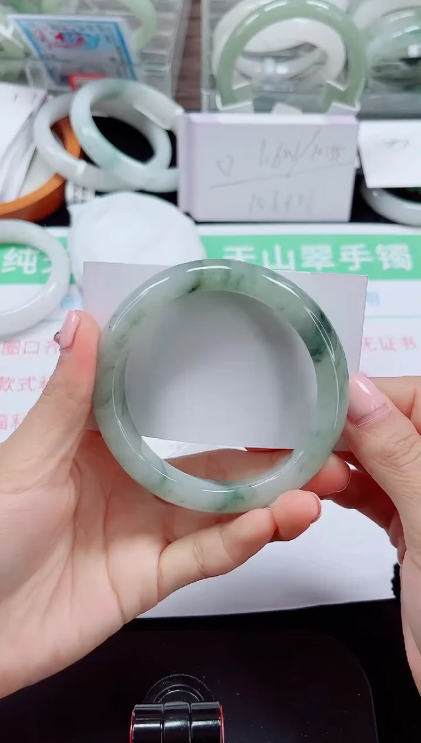 未镶嵌手镯石英质玉236-58/59