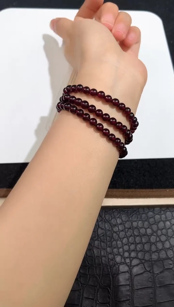 未镶嵌手链石榴石（紫牙乌）5号紫牙乌石榴石多圈6+mm