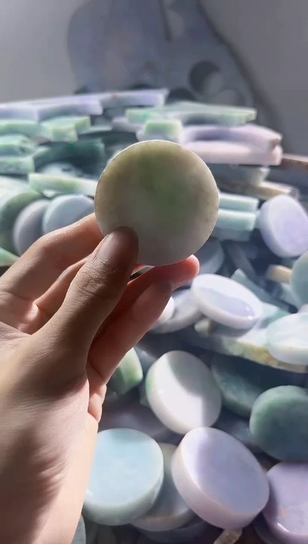 翡翠裸石缅甸翡翠A货陈174