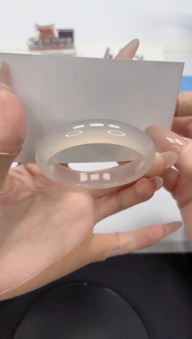 【闪购商品】石英质玉手镯未镶嵌A171-51.9