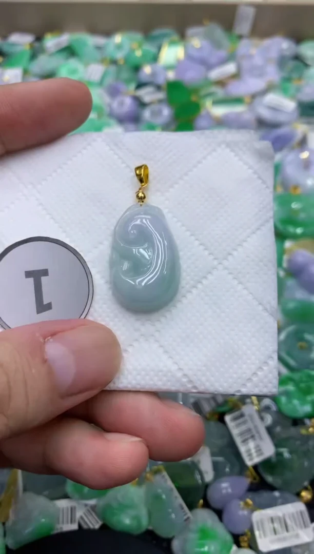 颈饰未镶嵌翡翠天然缅甸翡翠A货