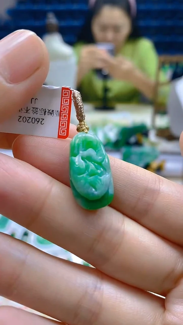 颈饰未镶嵌翡翠新号开播 全场乱卖