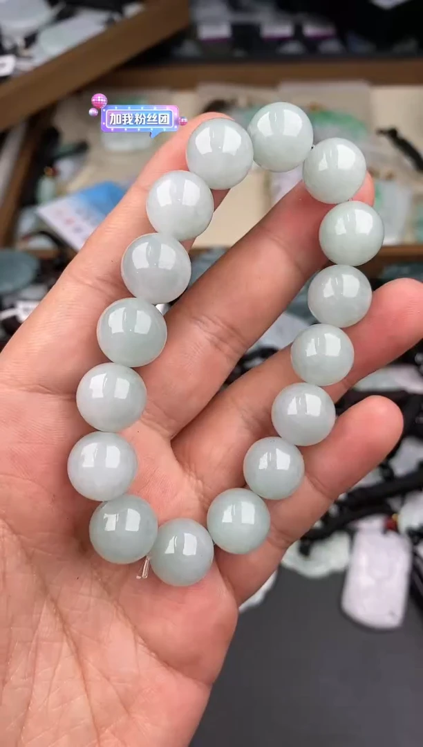 【闪购商品】翡翠颈饰未镶嵌  天然翡翠，一物一图