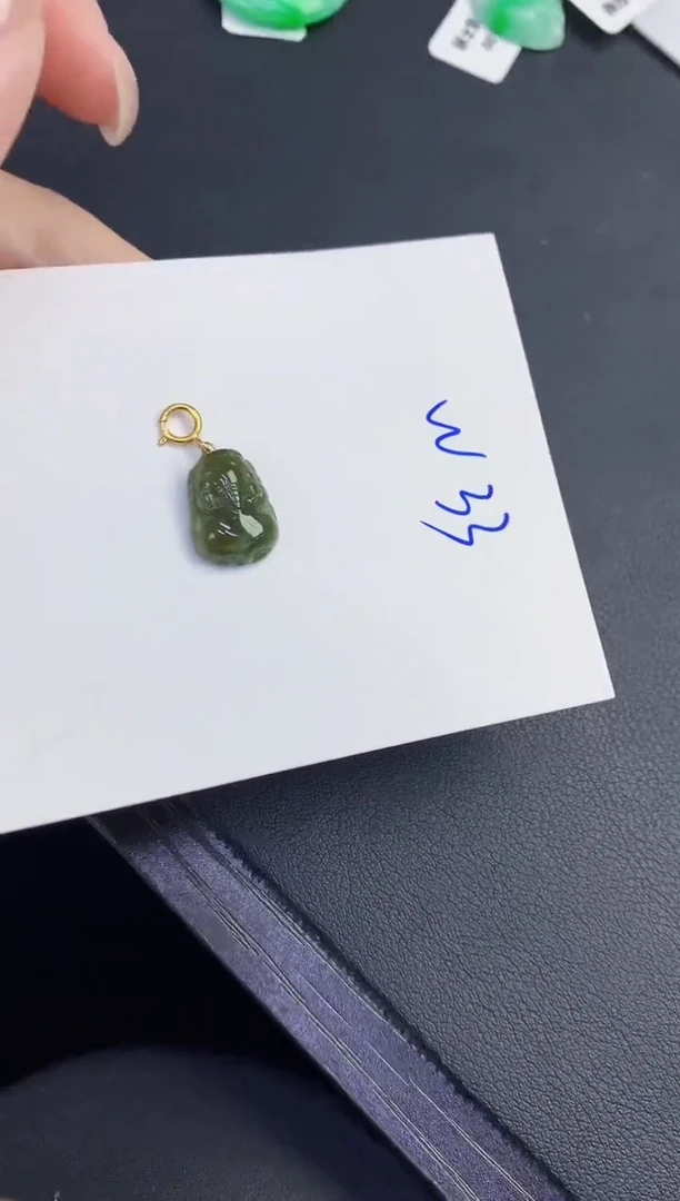 颈饰未镶嵌翡翠缅甸天然翡翠A货