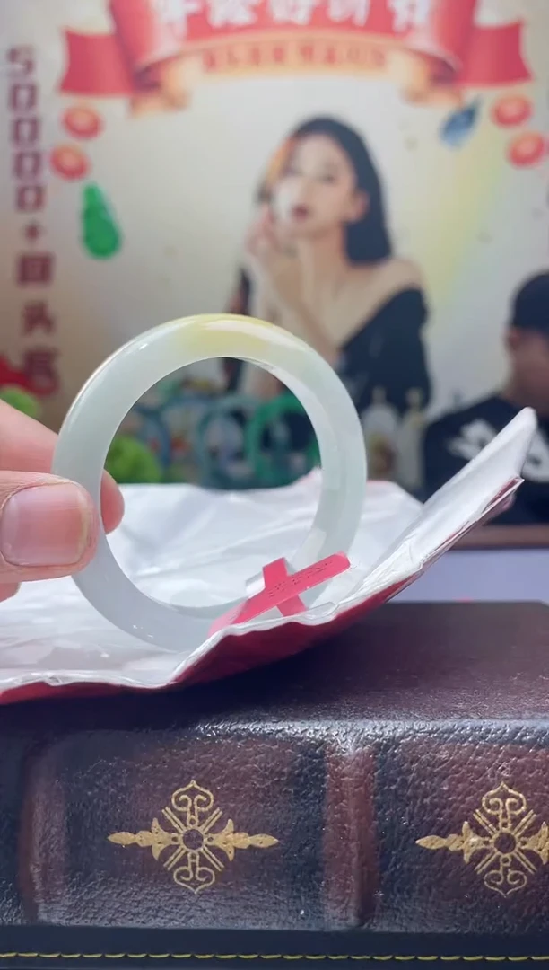 【闪购商品】翡翠手镯未镶嵌5手镯