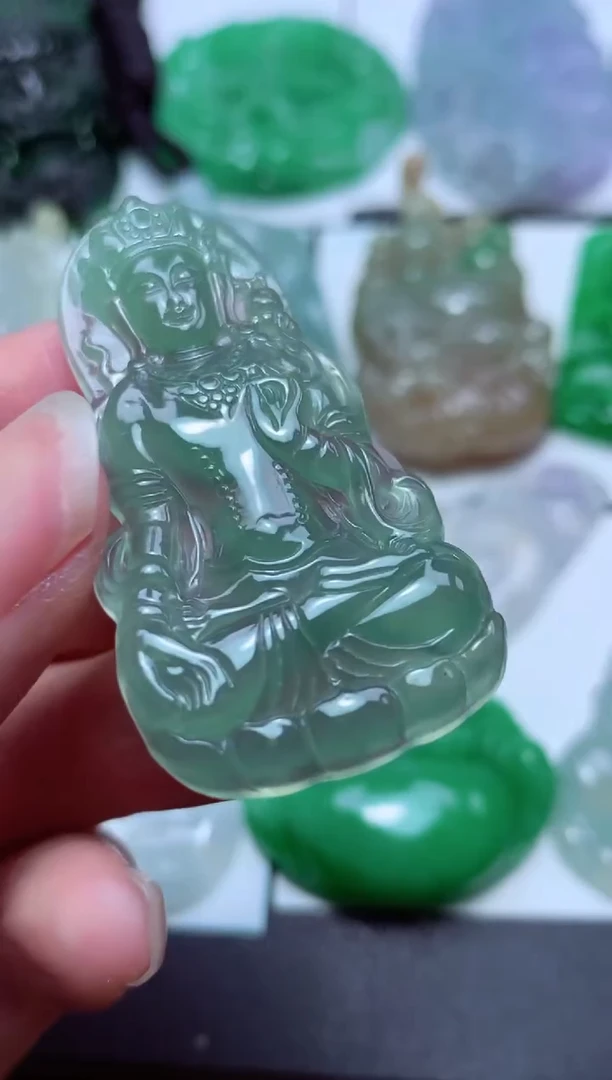 翡翠未镶嵌颈饰天然翡翠