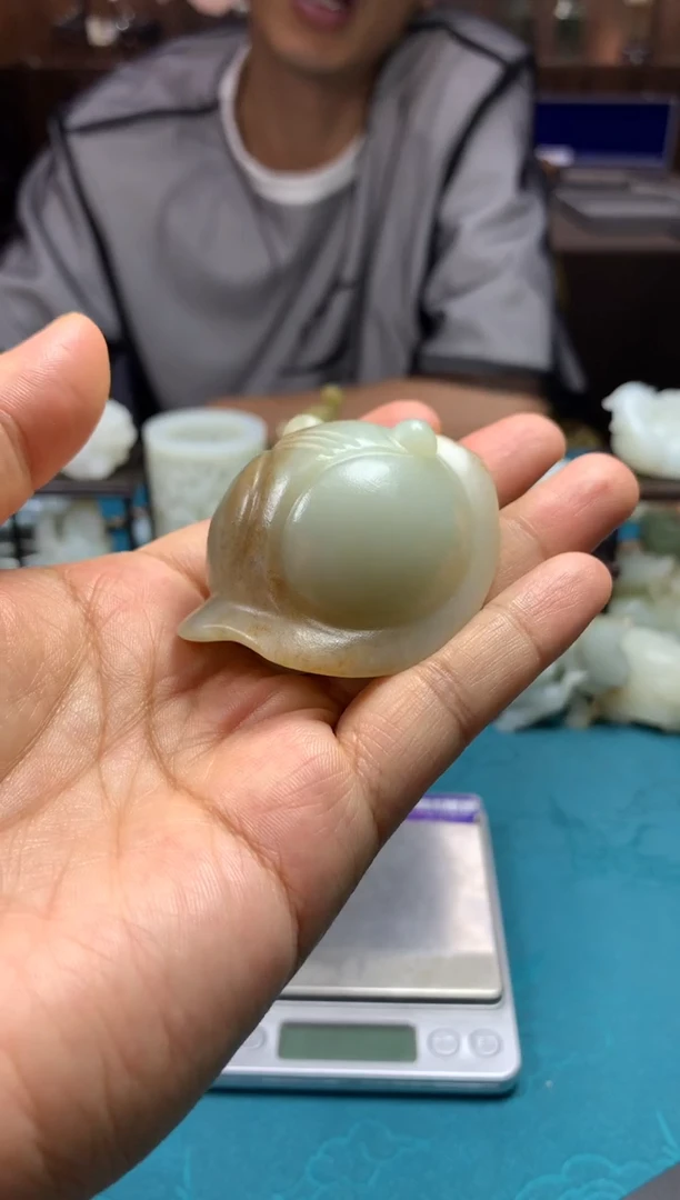 和田玉未镶嵌颈饰1