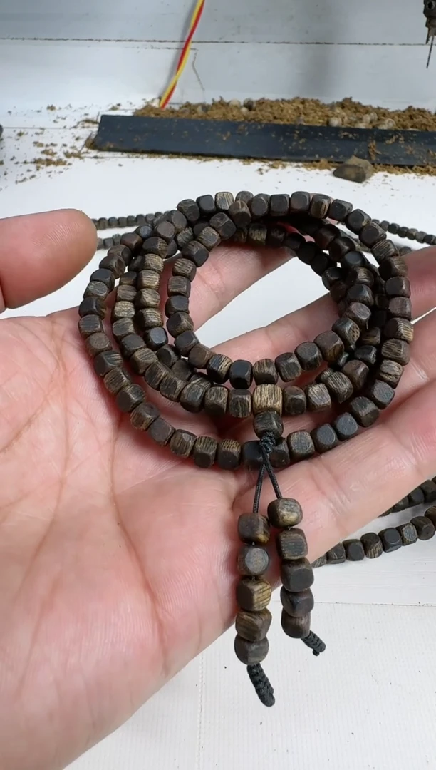 【闪购商品】沉香手串乌身0.5规格多圈17克放珠沉水