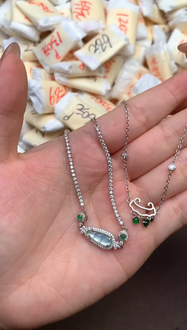 【闪购商品】翡翠挂件银S925镶嵌— 套