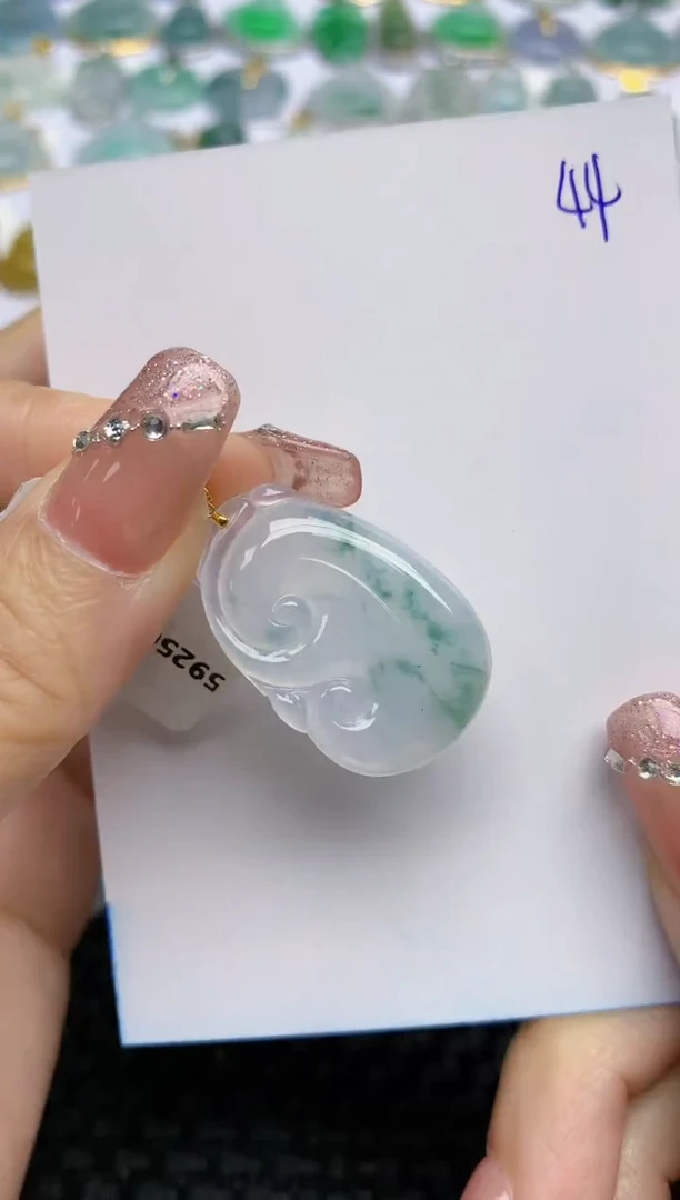 【闪购商品】翡翠挂件18K金镶嵌天然A货翡翠 44