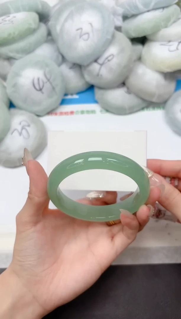 未镶嵌手镯石英质玉274-60.5