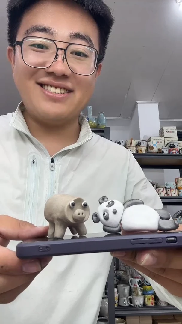 陶瓷15 丑哭了的猪和摆烂熊猫