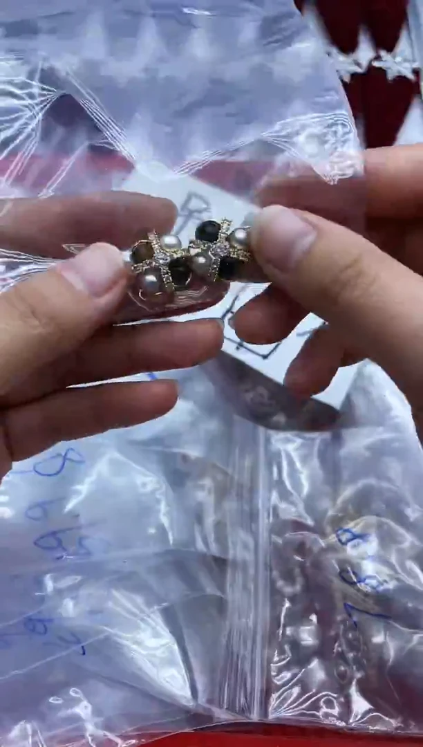 吊坠(不含链)未镶嵌淡水珍珠多样性发其一