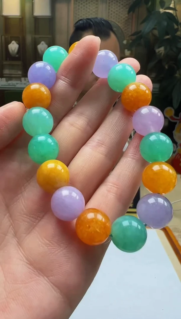 翡翠未镶嵌颈饰BQ2025-6-21-10