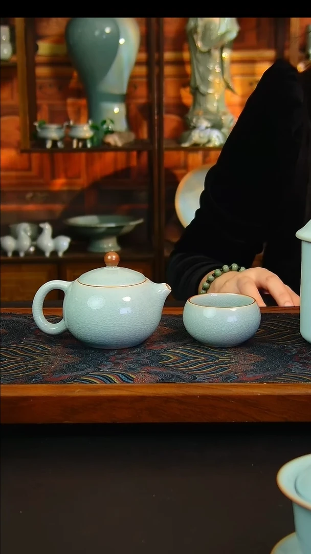 瓷片冰花釉西施壶，全品