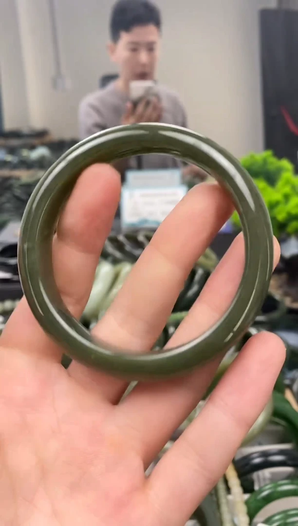 未镶嵌手镯和田玉59.2